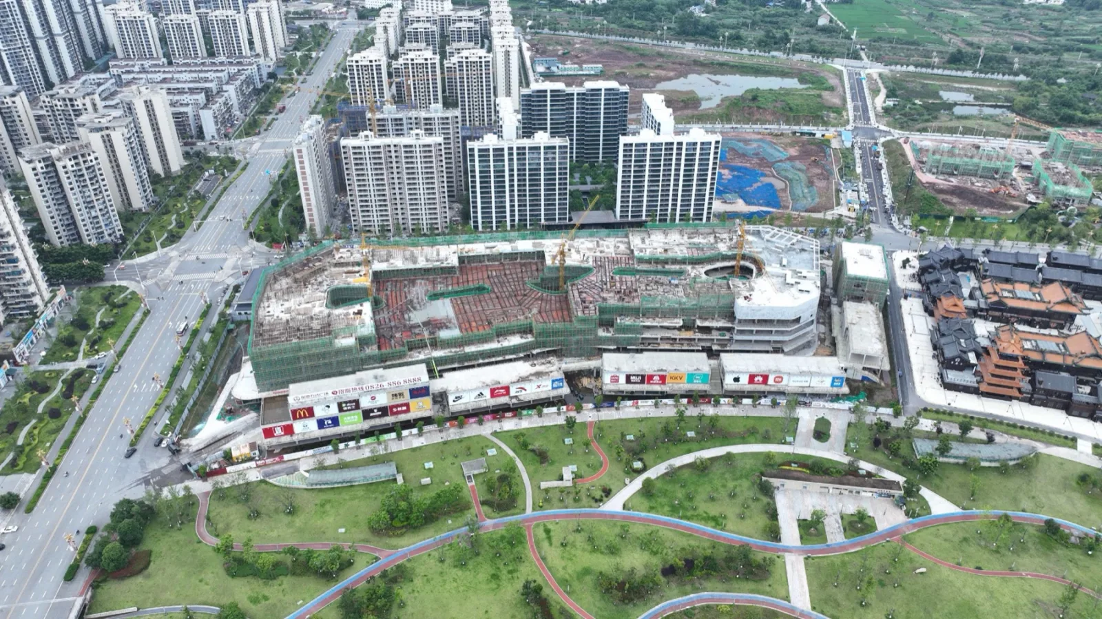 万达广场项目工地航拍实景