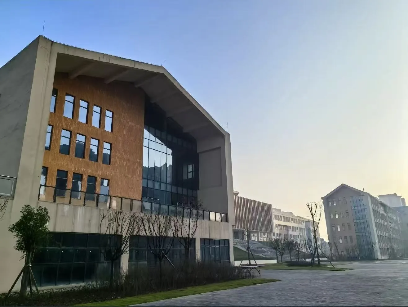 余家河学校校园建筑实景